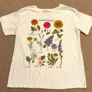 Edible Flowers Print Juniors T-Shirt - Cream - Size Large L